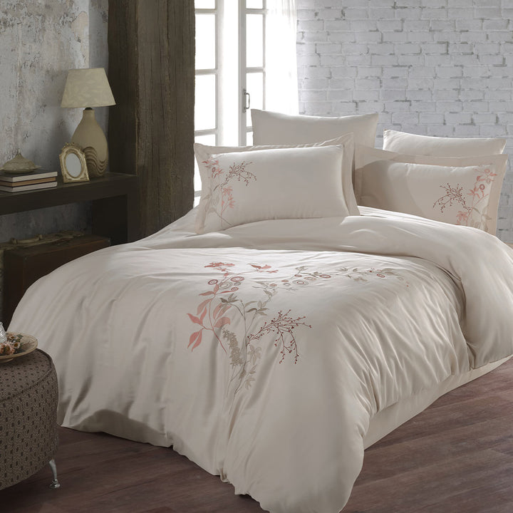 Luxury 100% Cotton Bed Linen Set in  Champagne Color – Soft and Breathable Fabric for a Comfortable Sleep