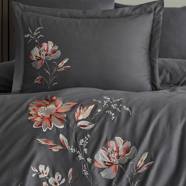 Beautifully Stitched Cotton Bed Linen Set in  Anthracite Color – High-Quality Craftsmanship and Durability