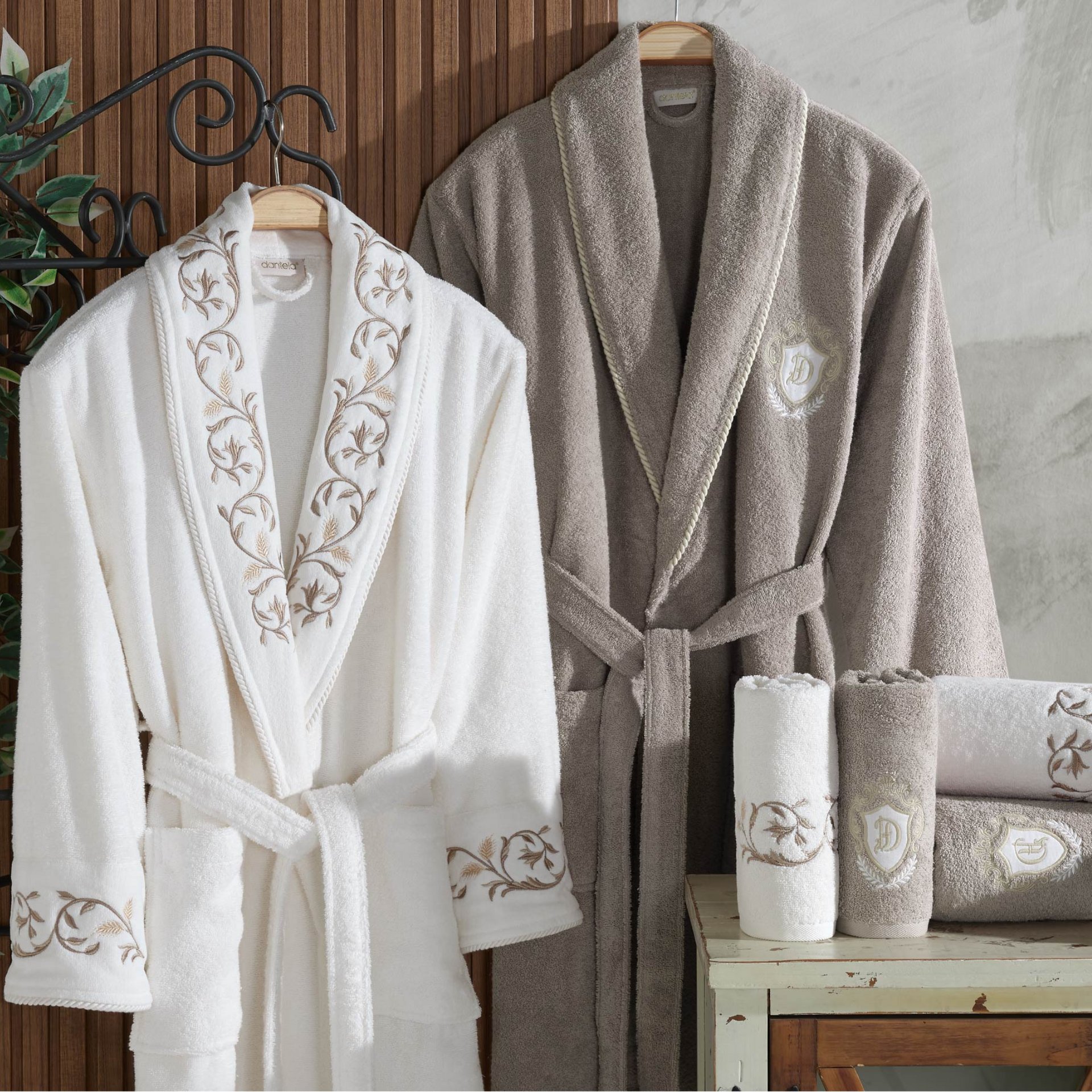 Janset Bathrobe Set (6 Pieces)